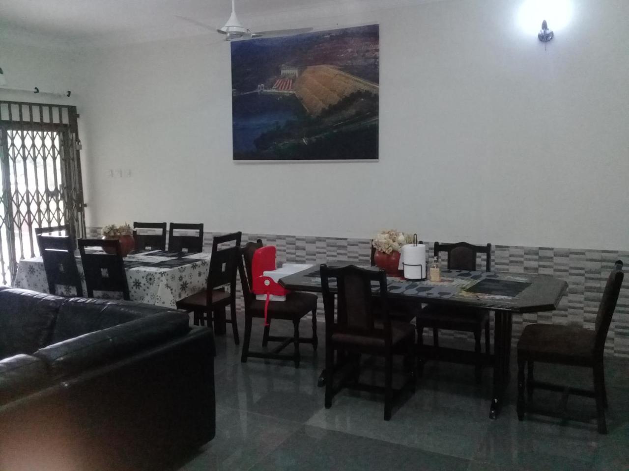 3A'S Guest House Akosombo Екстериор снимка