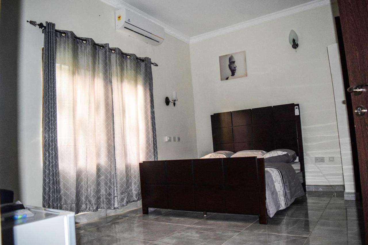3A'S Guest House Akosombo Екстериор снимка